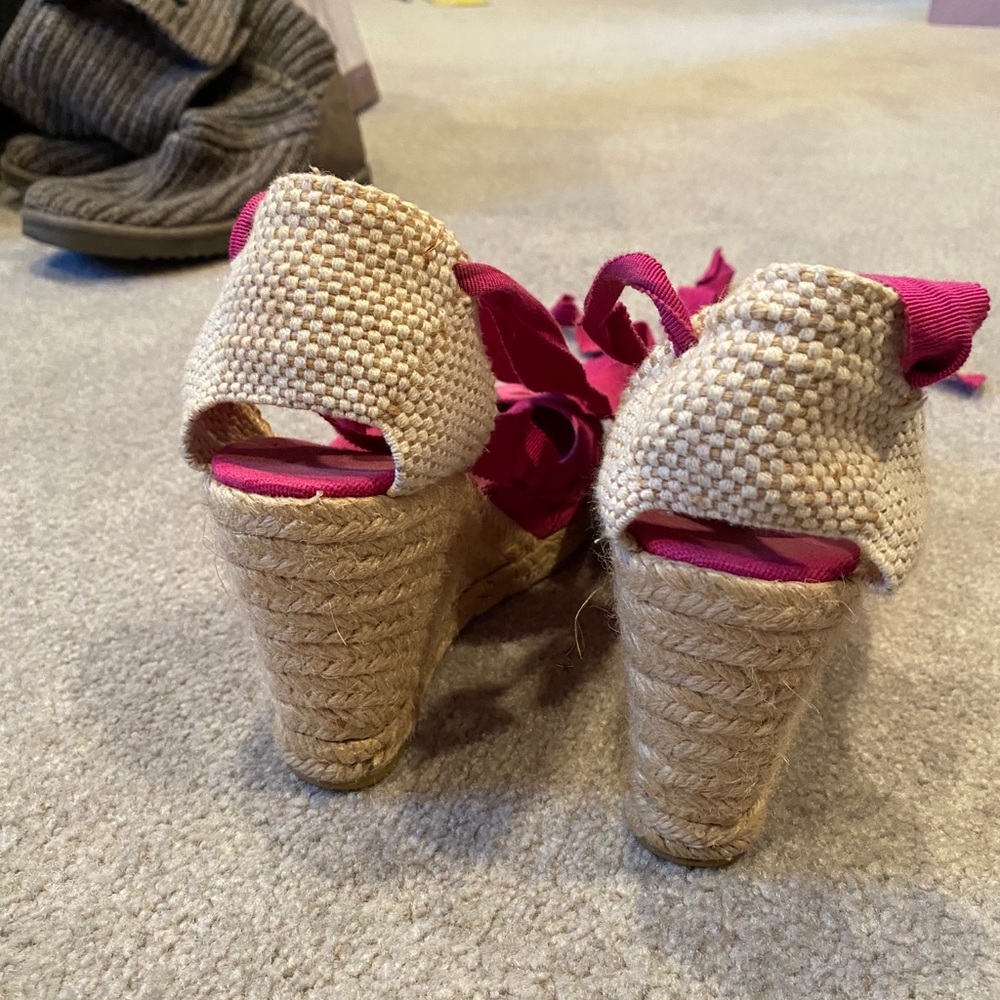 Adorable Coach Wedges - Picture 3 of 5